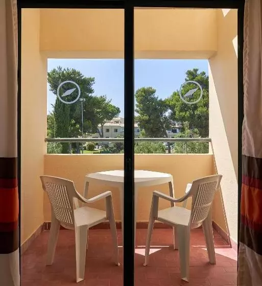 اتاق سوپریور با چشم‌انداز شهر, The Navigator - Palm Oasis Alvor - All Inclusive