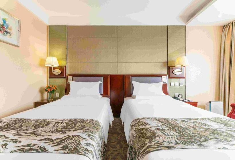 高级大房间, Yunzen Century