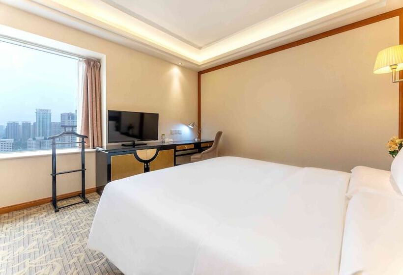 豪华套房, Yunzen Century