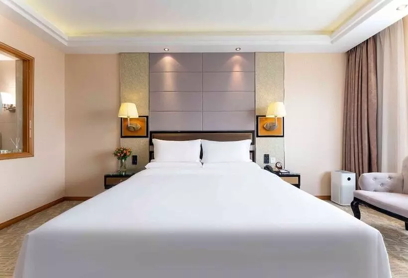 Deluxe-huone, Yunzen Century
