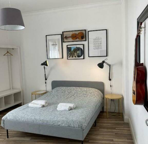 غرفة أساسية ثلاثية, La Dimora Delle Muse