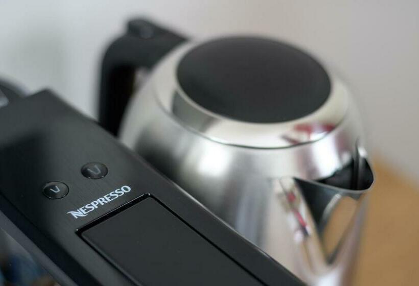 جناح ديلوكس مع إطلالات, Potnia Theron Suites