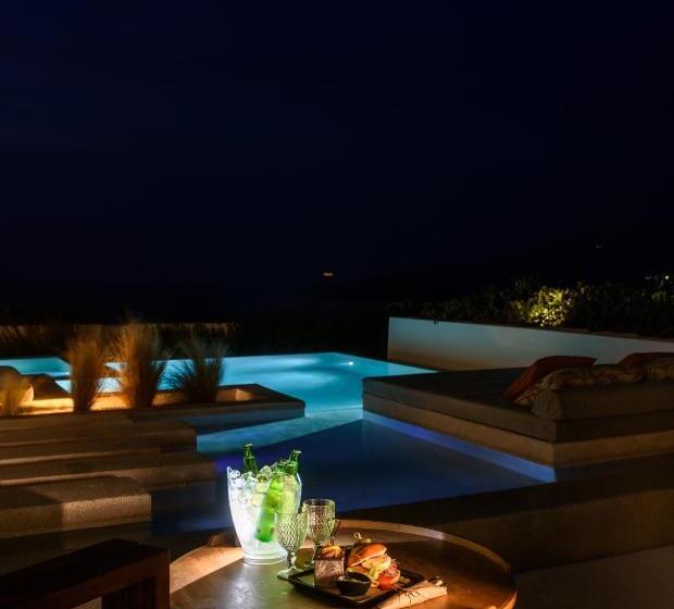 جناح ديلوكس مع إطلالات, Potnia Theron Suites