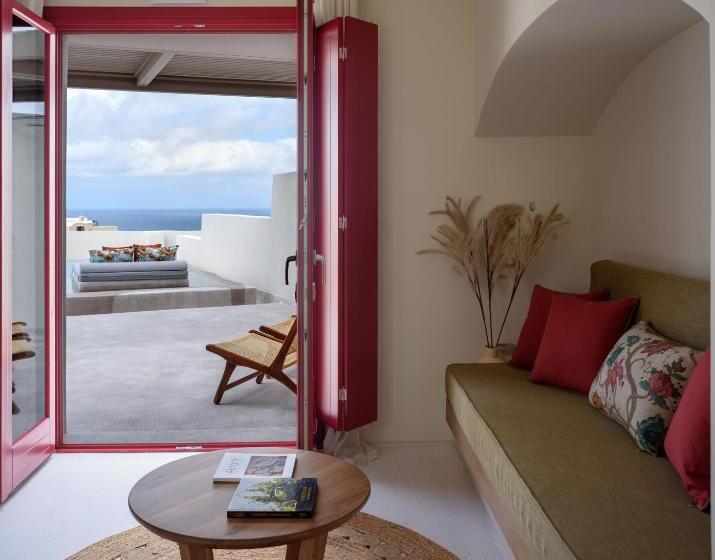 جناح كمفورت إطلالة على البحر, Potnia Theron Suites