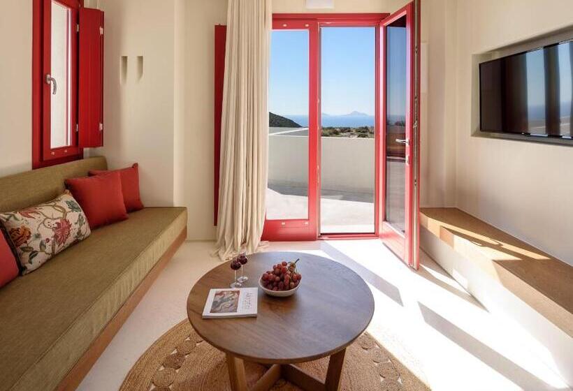 جناح مطلّ علي البحر مزود بجاكوزى, Potnia Theron Suites