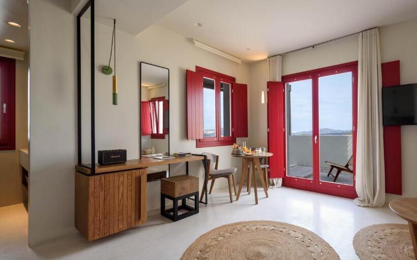 전망이 좋은 디럭스 스위트, Potnia Theron Suites