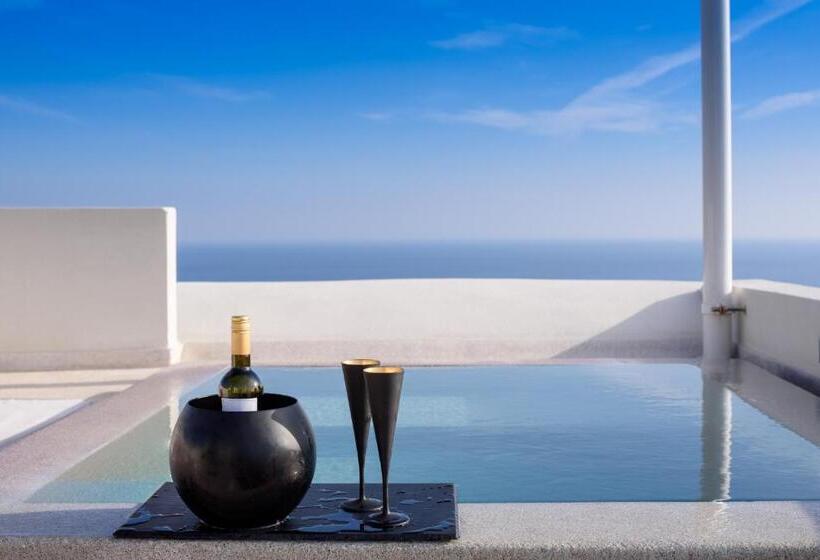 جناح مطلّ علي البحر مزود بجاكوزى, Potnia Theron Suites