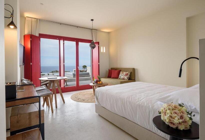 جناح سوبيريور مطل علي البحر, Potnia Theron Suites