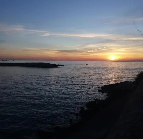 اتاق استاندارد چهار تخته, B&b Medusa Gallipoli