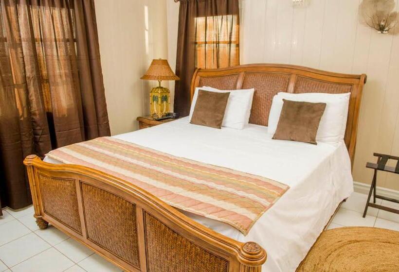 Deluxe Suite King Bed, South Coast Horizon