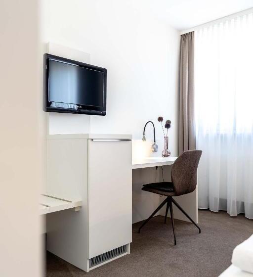 غرفة قياسية, Altstadt