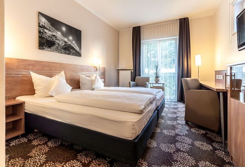 غرفة كومفورت, Altstadt