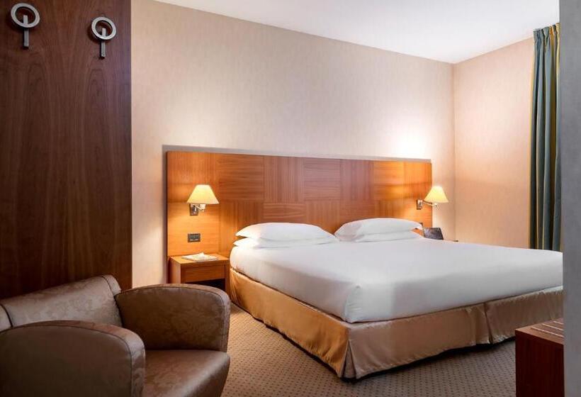 Номер Комфорт, Best Western Cavalieri Della Corona