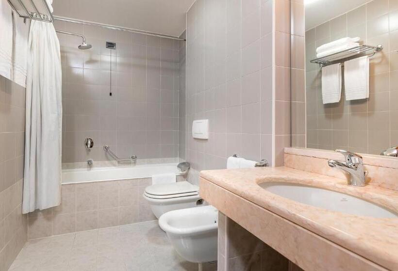 غرفة سوبيريور سرير كينج, Best Western Cavalieri Della Corona