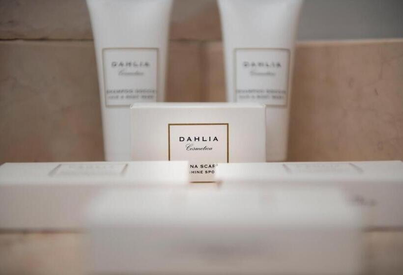 غرفة كومفورت ثلاثية, Best Western Cavalieri Della Corona