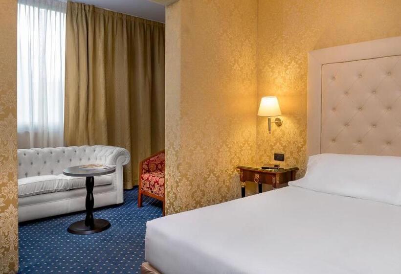 جناح سرير كينج, Best Western Cavalieri Della Corona