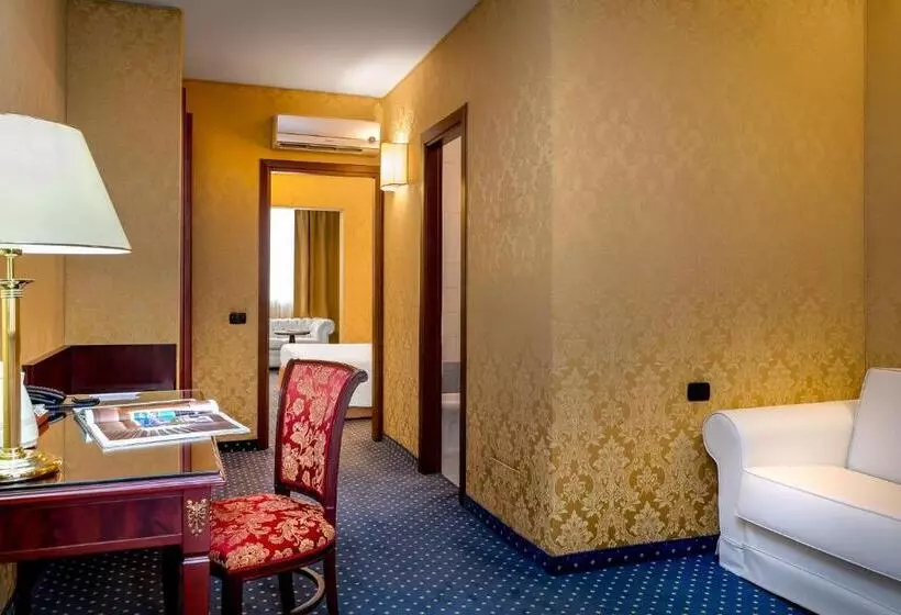 سوییت خانوادگی, Best Western Cavalieri Della Corona