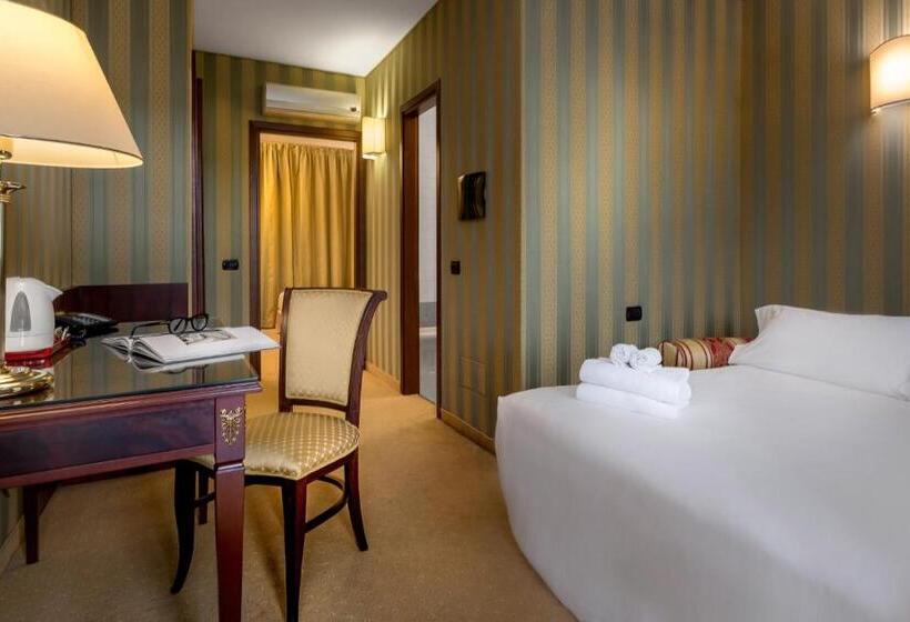 جناح عائلي, Best Western Cavalieri Della Corona