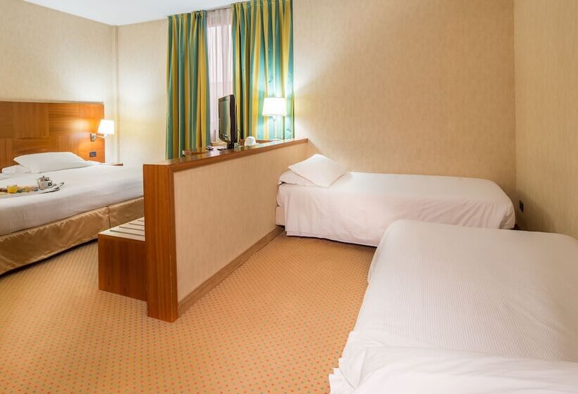 Номер Стандарт, Best Western Cavalieri Della Corona