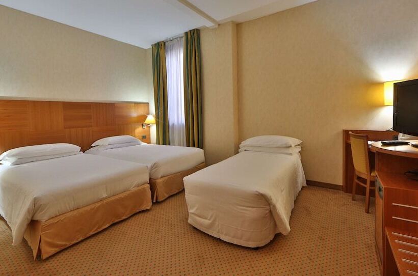 غرفة قياسية, Best Western Cavalieri Della Corona