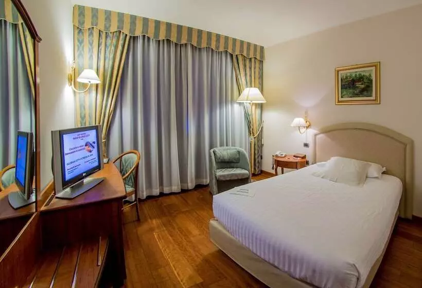 اتاق استاندارد یک نفره, Best Western Hotel Globus City
