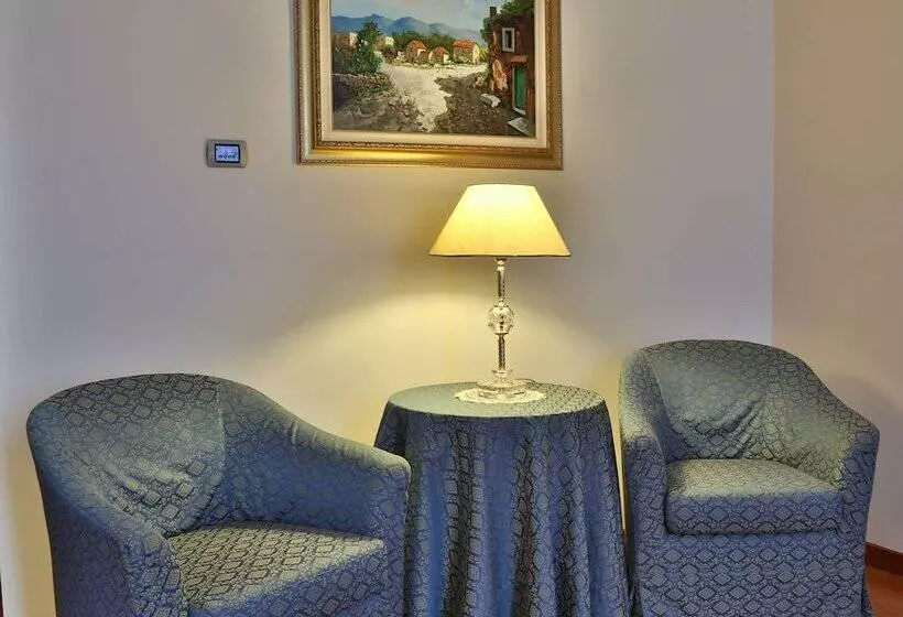 اتاق اجرایی, Best Western Hotel Globus City
