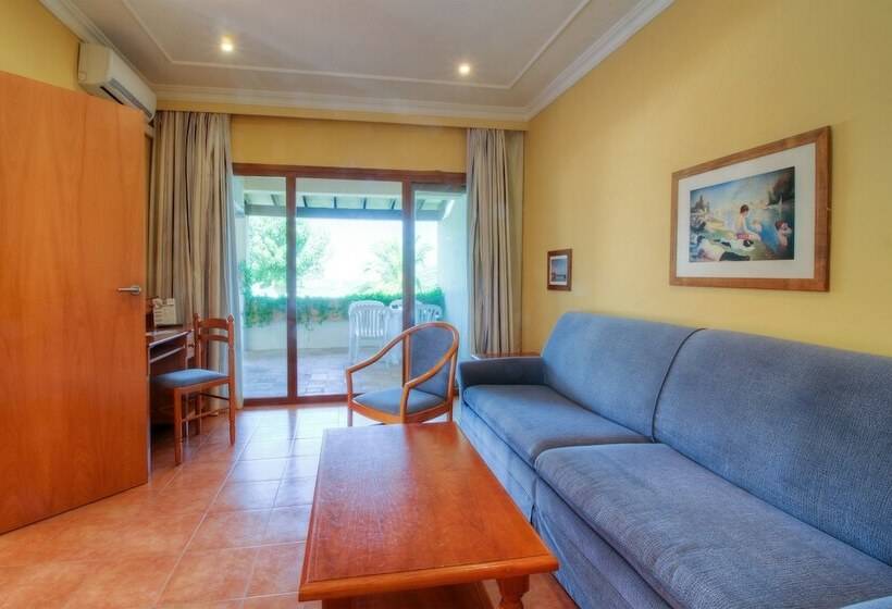 דירת חדר, Club Sunway Punta Prima