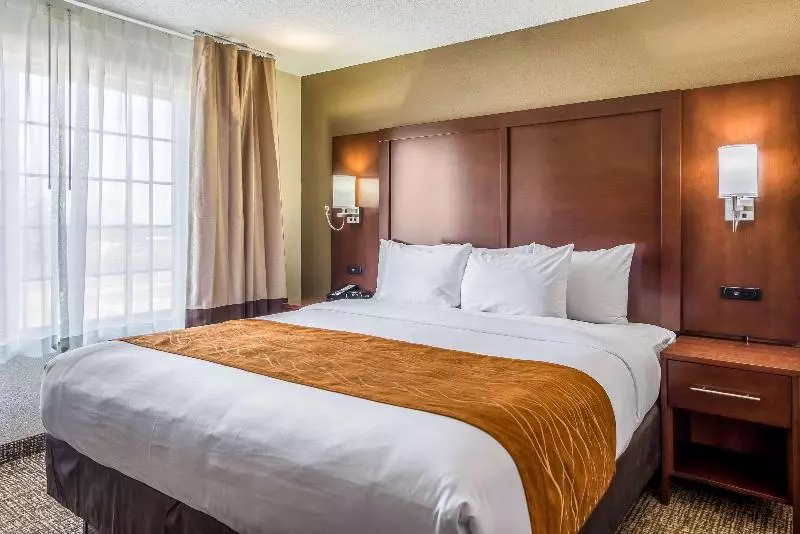 Sviitti King-vuode, Comfort Inn & Suites Dayton North