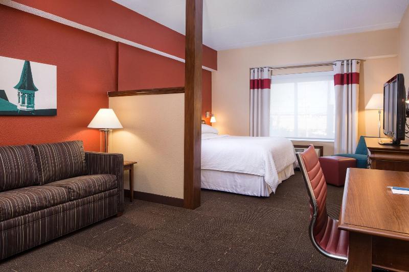 스탠다드 스튜디오 킹침대, Four Points By Sheraton Louisville Airport