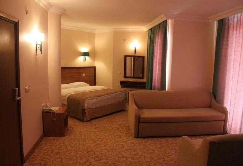 اتاق کلاب, Green Nature Resort & Spa