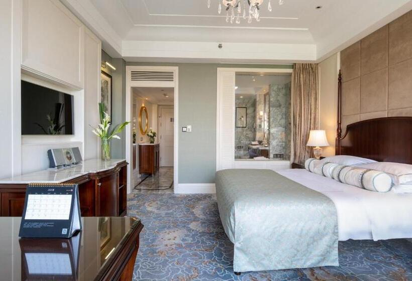 스탠다드 룸 킹사이즈 침대, Qingdao Sea View Garden