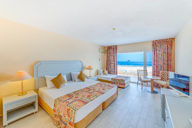 Номер Стандарт Вид на Море, The Grand Blue Sky International  All Inclusive