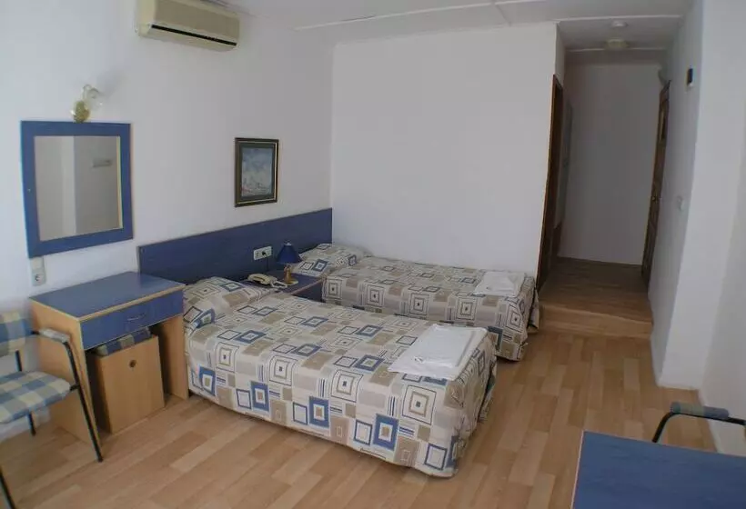 اتاق استاندارد, Kavala Studio