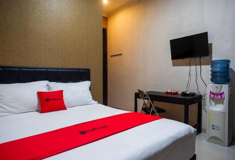 Cameră Standard, Reddoorz Syariah Near Pltu Cilacap