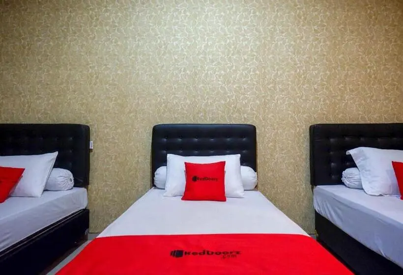スタンダードトリプルルーム, Reddoorz Syariah Near Pltu Cilacap