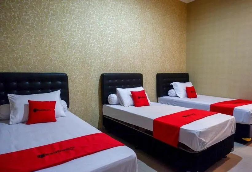 スタンダードトリプルルーム, Reddoorz Syariah Near Pltu Cilacap
