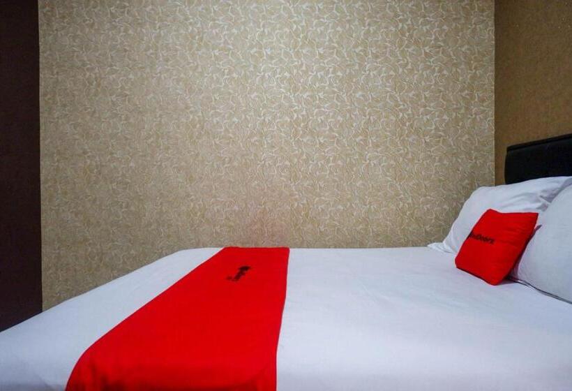 Номер Economy, Reddoorz Syariah Near Pltu Cilacap