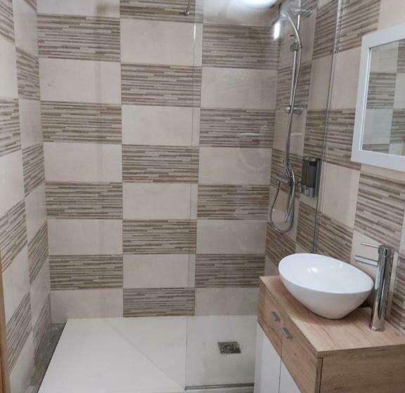 Четырехместный Номер Стандарт, Albergue Con Encanto D'camiño
