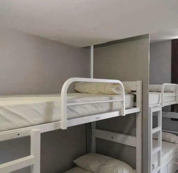اتاق استاندارد چهار تخته, Albergue Con Encanto D'camiño