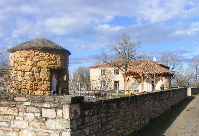 适合残疾人使用的标准间, Lou Papagai