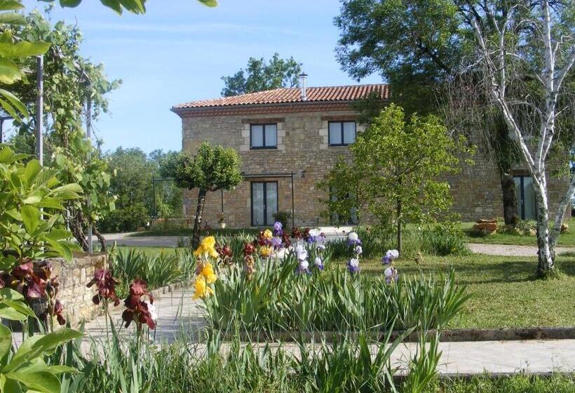 适合残疾人使用的标准间, Lou Papagai