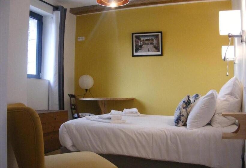 适合残疾人使用的标准间, Lou Papagai