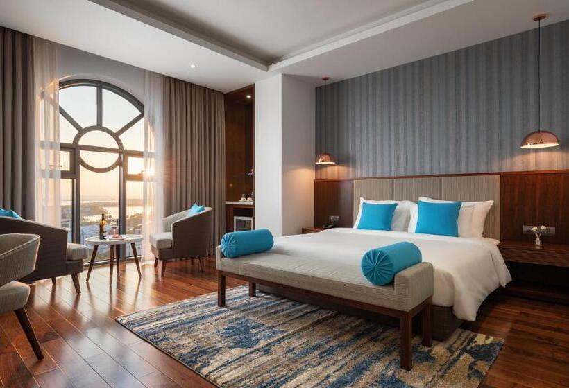 اتاق لوکس با تخت بزرگ, D Lecia Ha Long