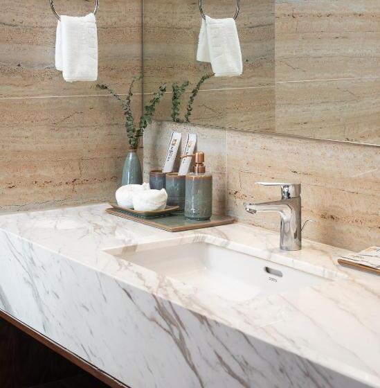 اتاق لوکس, D Lecia Ha Long