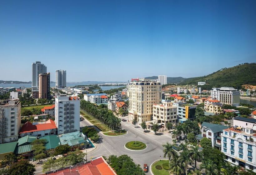 اتاق لوکس, D Lecia Ha Long