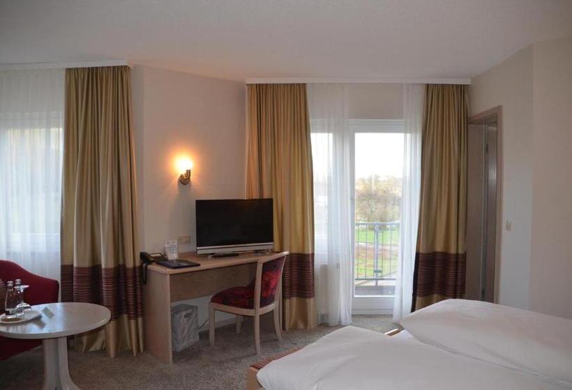 バルコニー付きデラックスルーム, Castell Hotel & Restaurant