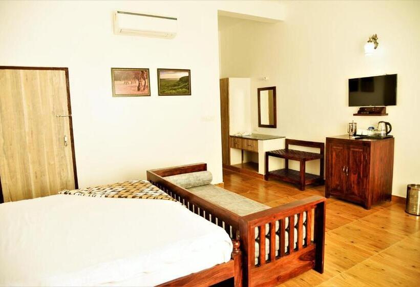 Семейный Номер, Omak Tiger Seven