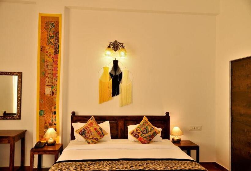 Семейный Номер, Omak Tiger Seven