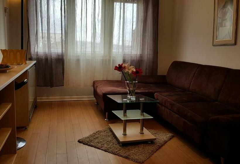 آپارتمان 1 خوابه, Downtown Belgrade Hostel And Apartments