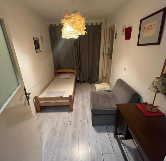 آپارتمان 1 خوابه با بالکن, Downtown Belgrade Hostel And Apartments